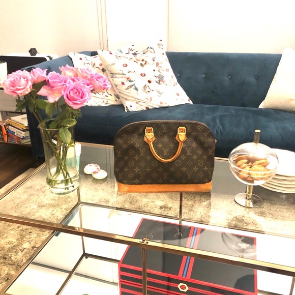 Louis Vuitton Handbags - Louis Vuitton Alma Canvas Monogram handbag